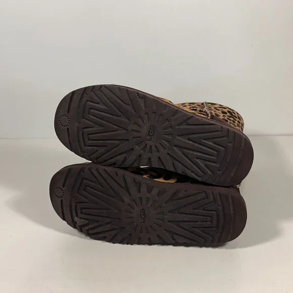 Ugg ( 1002790) Exotic Leopard Classic Shearling Boots Women Size 7 - Picture 6 of 7